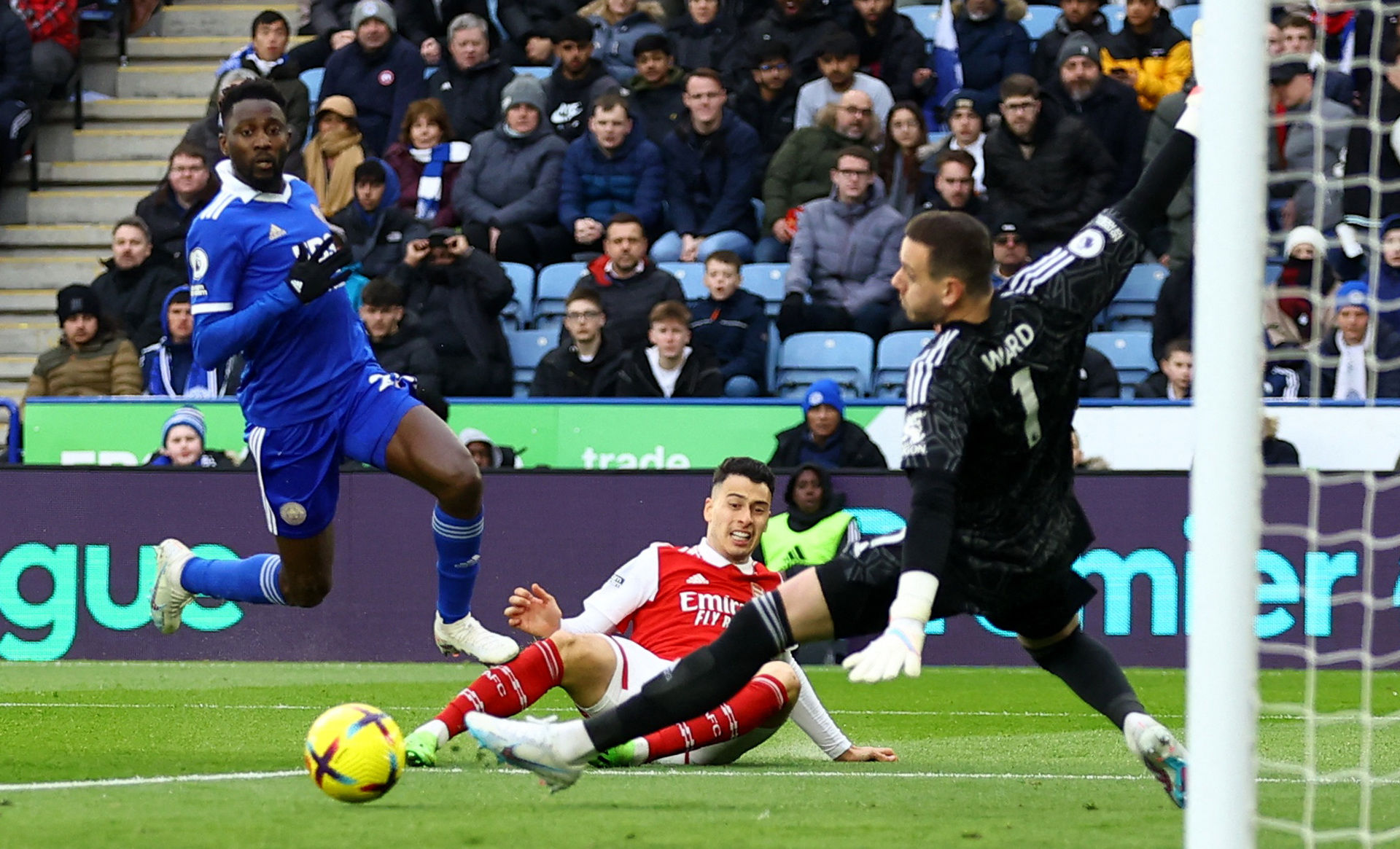 还必须具备 还必须具备