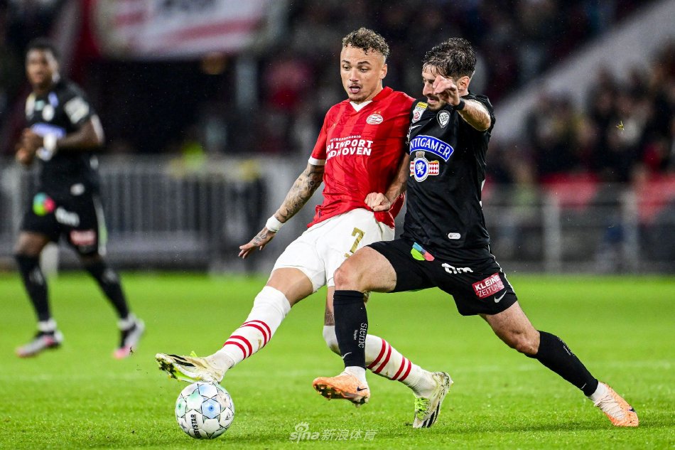 曲棍球赛中 曲棍球赛中